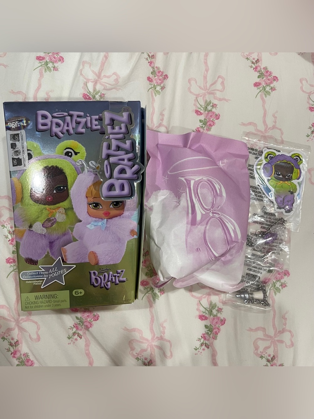 Bratz Bratziez Iconz Bestiez Blind Box - Glam Gecko Felicia